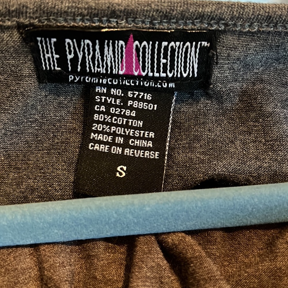 The Pyramid Collection Tunic Top Mixed Fabrics - Picture 8 of 8